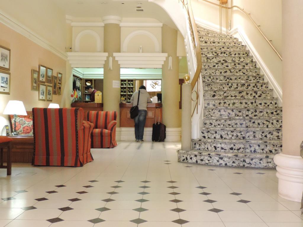 Hotel Galicia Трелью Экстерьер фото